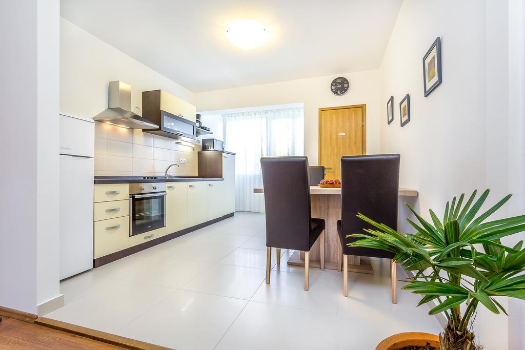 Appartement Penthouse Castropola Chambre photo