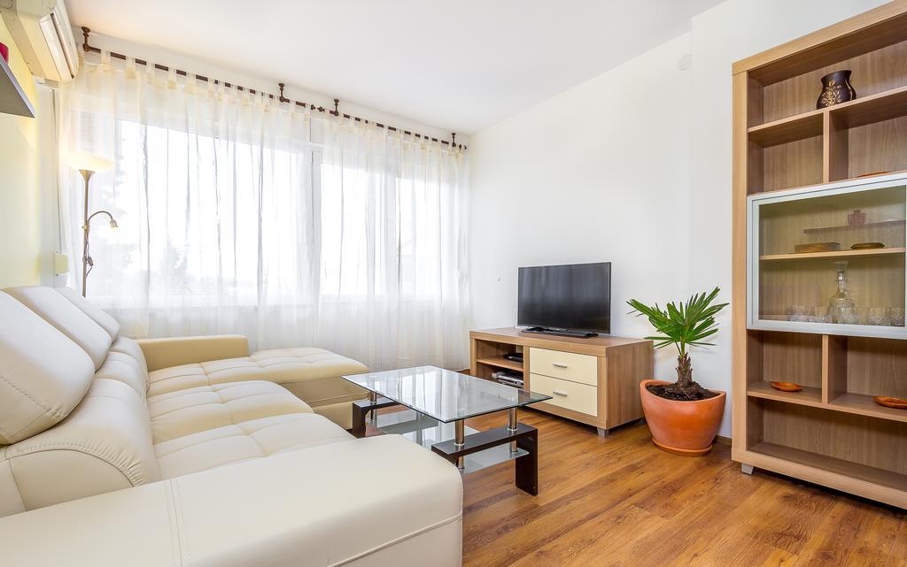 Appartement Penthouse Castropola Chambre photo